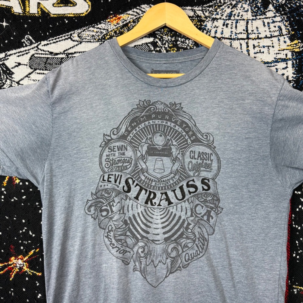 Levi Strauss Mens Graphic T-Shirt Grey Denim Purveyors Crest Logo Large